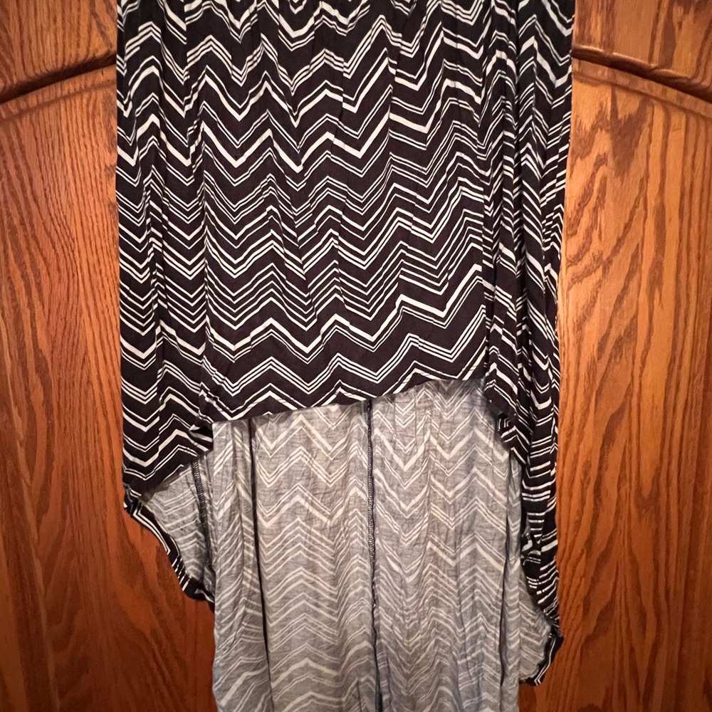 Justify Monochrome Patterned Skirt